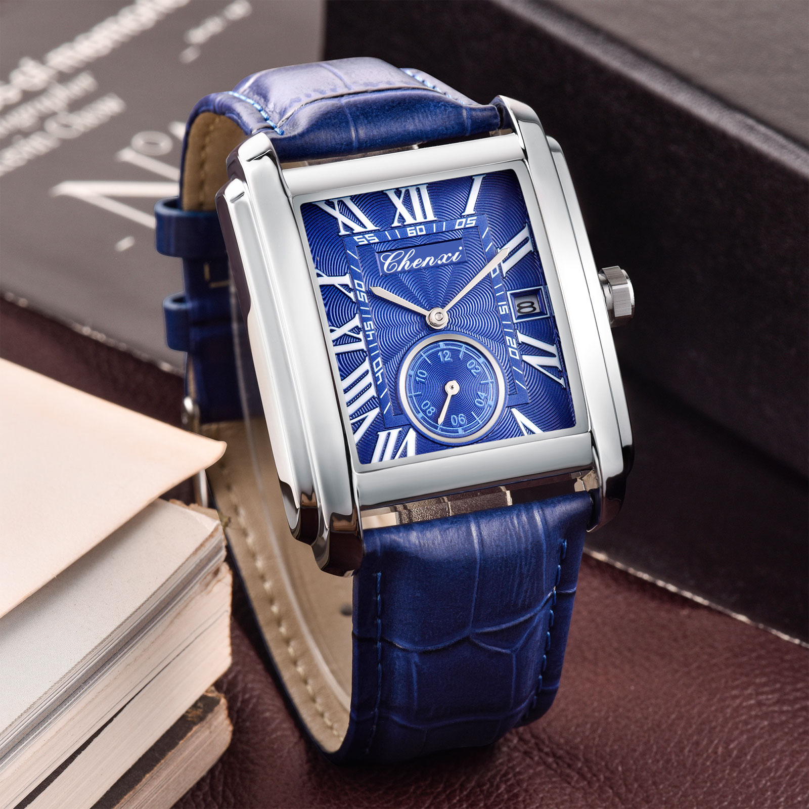 Chenxi 8216 新ファッションボーイクラシック長方形 - Luxury Watch Magazine のレビューと価格